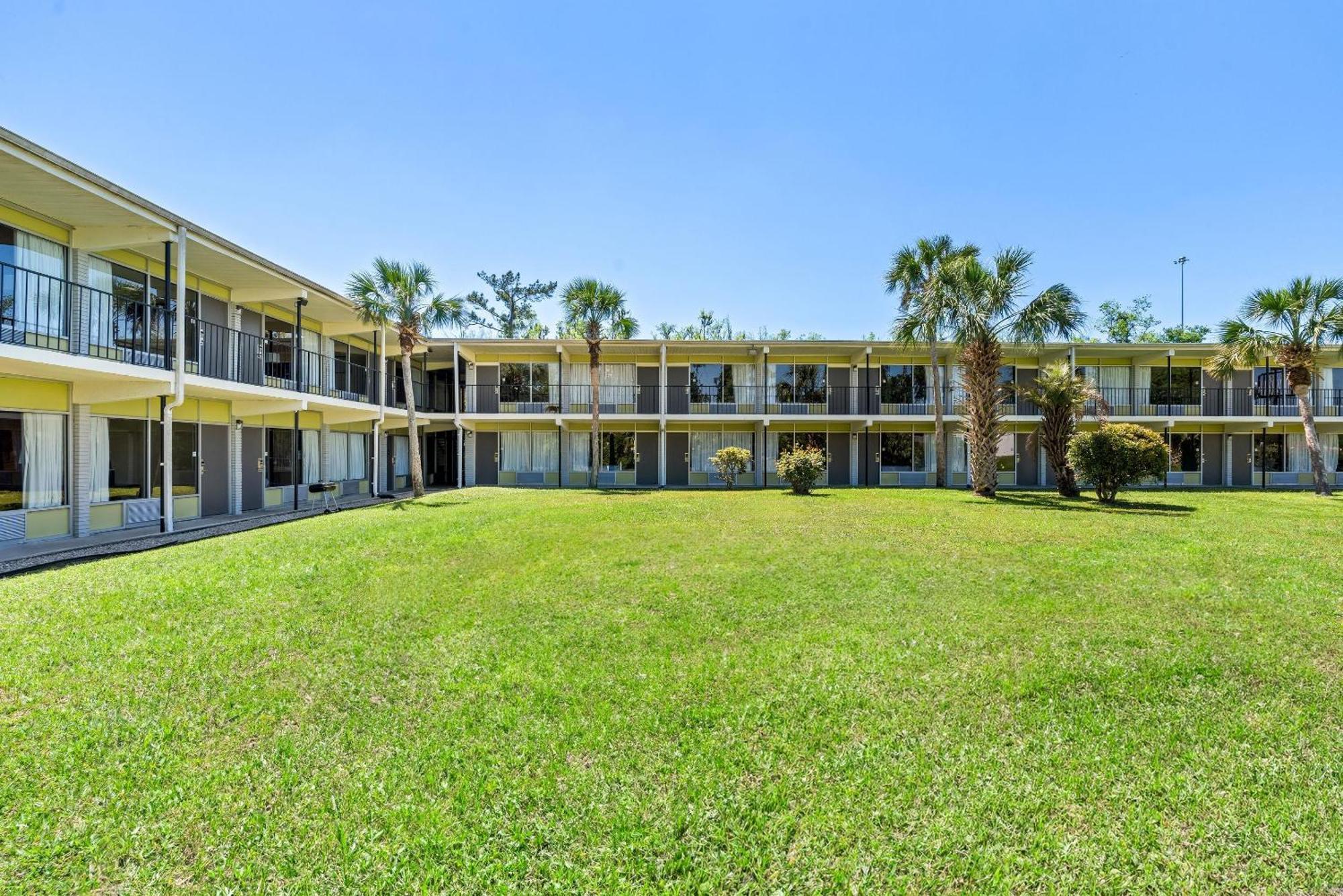 Econo Lodge Jennings Εξωτερικό φωτογραφία