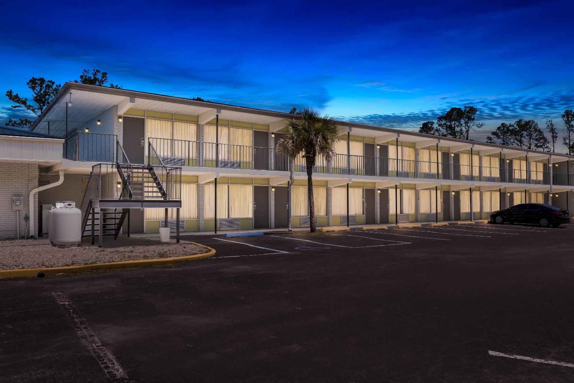Econo Lodge Jennings Εξωτερικό φωτογραφία